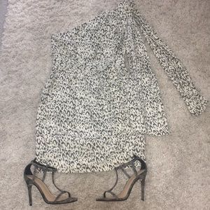 Beautiful Animal Patterned One Shoulder Dress